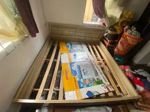 HDMI Wood Bedframe