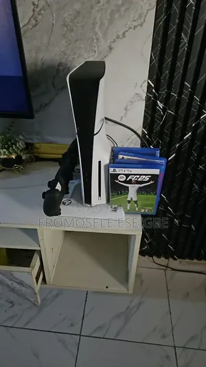 Play Station