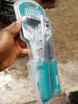 Total Heavy Duty Hand Rivet
