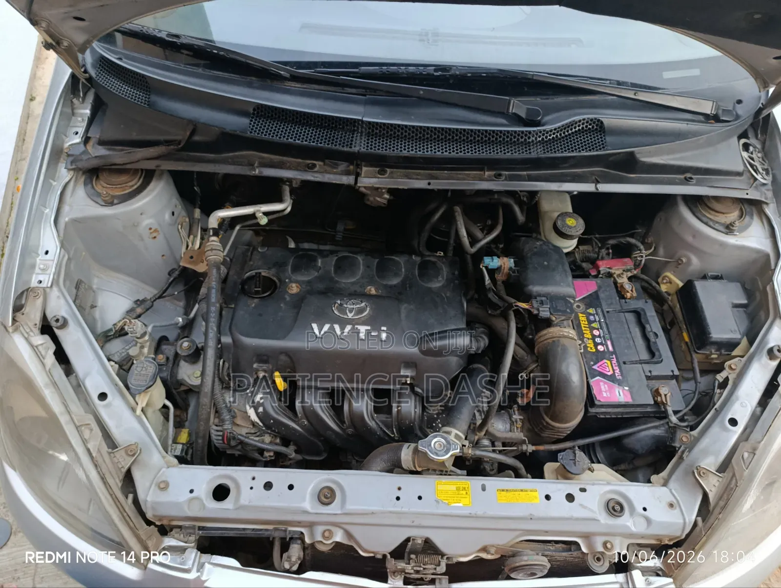 Toyota Yaris 2022 Silver