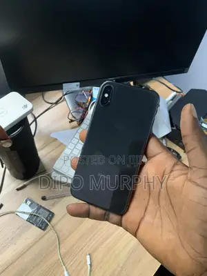 Apple iPhone X 64 GB Black