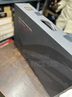 New Laptop Asus ROG Zephyrus Duo 16 32GB Intel Core Ultra 9 SSD 1T