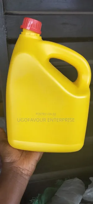 Duxus Containers for Liquid Soap Car Washes Etc