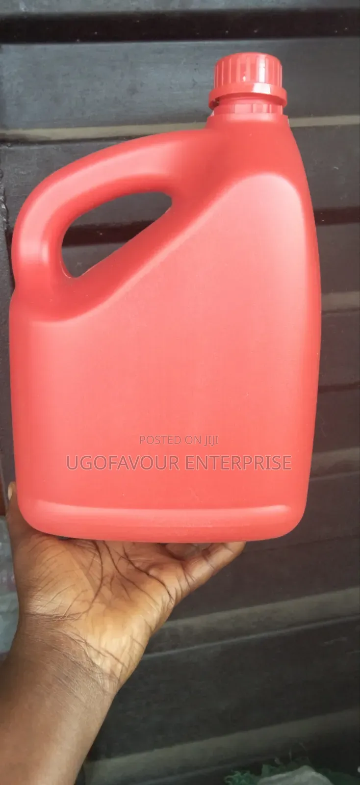 Duxus Containers for Liquid Soap Car Washes Etc