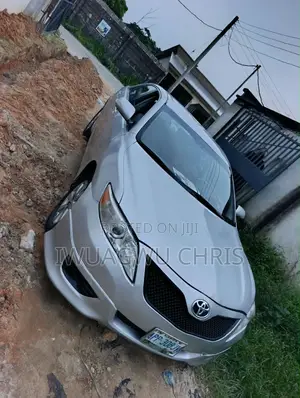 Toyota Camry 2009 Silver