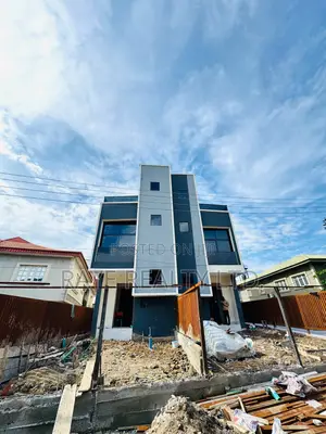 4bdrm Duplex in Gbagada for sale