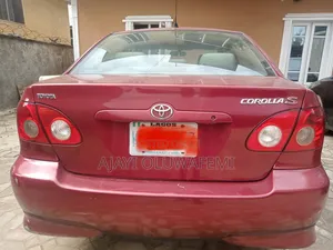 Toyota Corolla S 2005