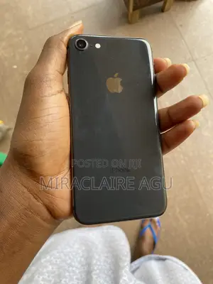 Apple iPhone 8 64 GB Black