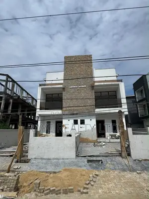 4bdrm Duplex in Gbagada for sale