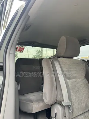 Toyota Sienna 2010 Silver