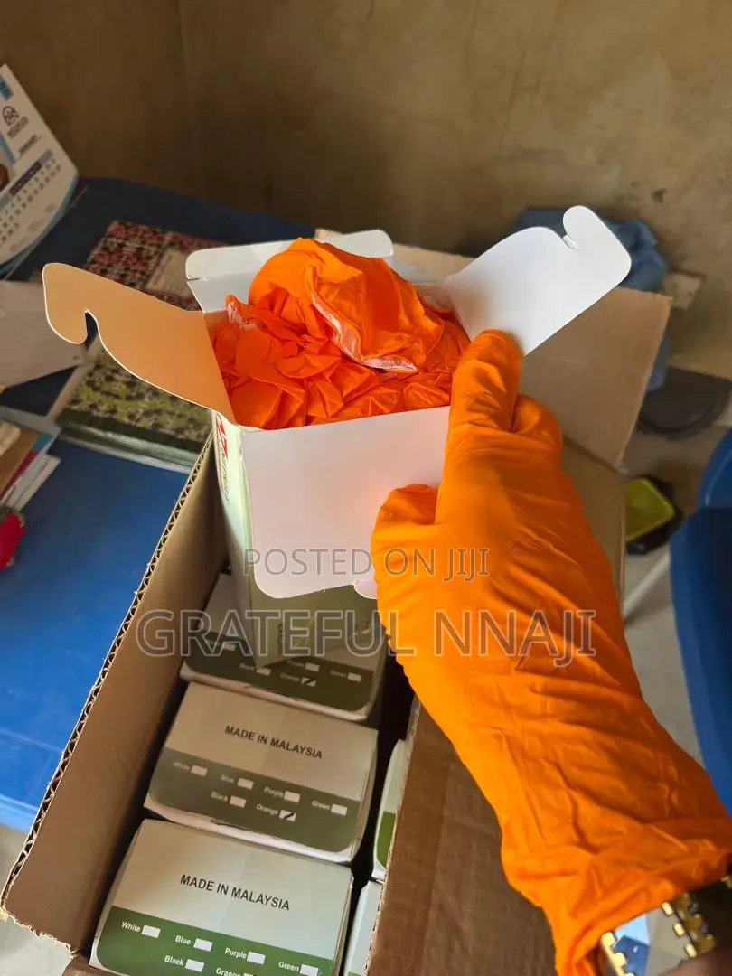 Nitrile Examination Gloves