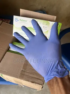 Nitrile Examination Gloves