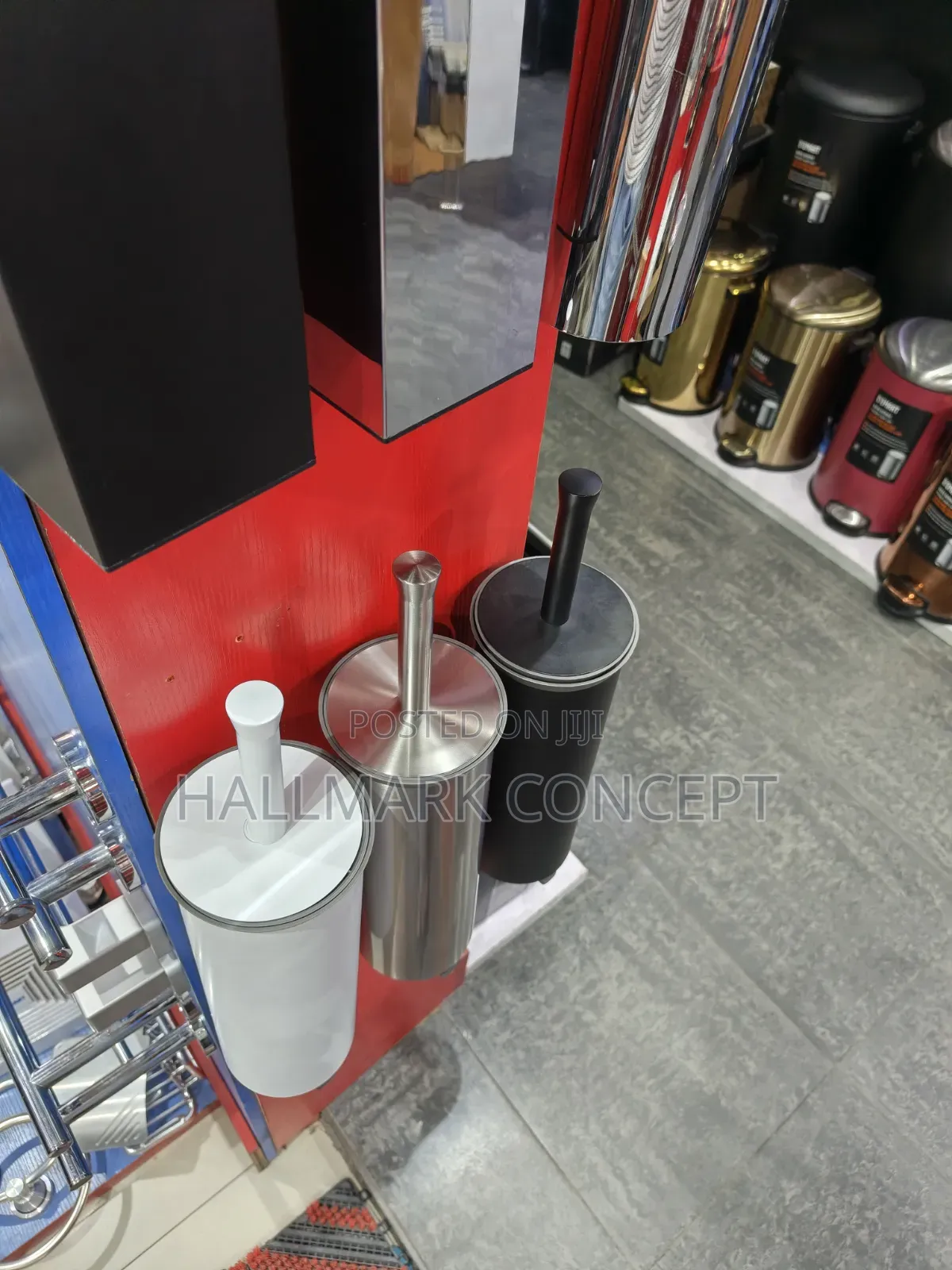 Mmaat Toilet Brushes