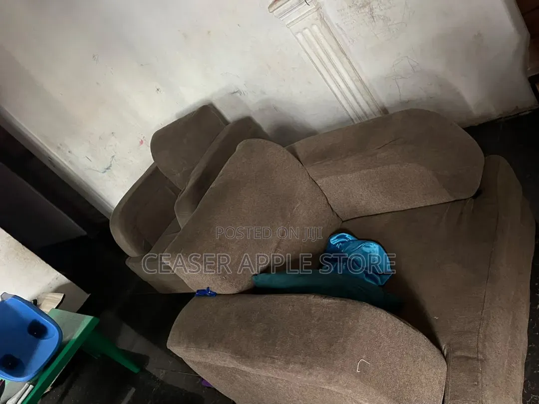 7 Sitter Sofa