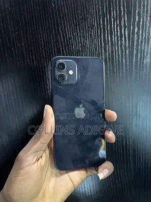 Apple iPhone 12 64 GB Black