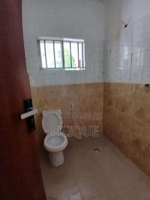 3bdrm Block of Flats in Wuse 2 for rent