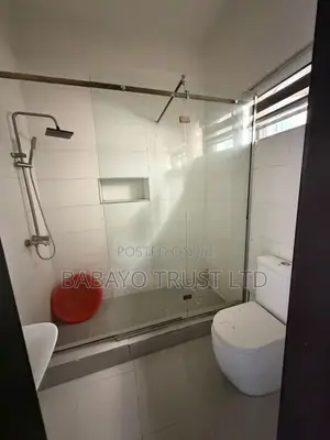 Mini Flat in Lekki Phase 1 for rent