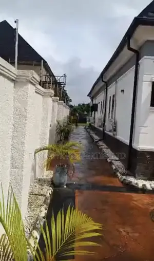 4bdrm Bungalow in Benin City for sale