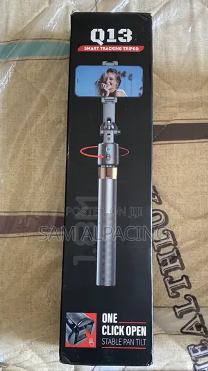 Smart Tracking Tripod