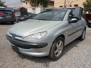 Peugeot 206 2004 Green