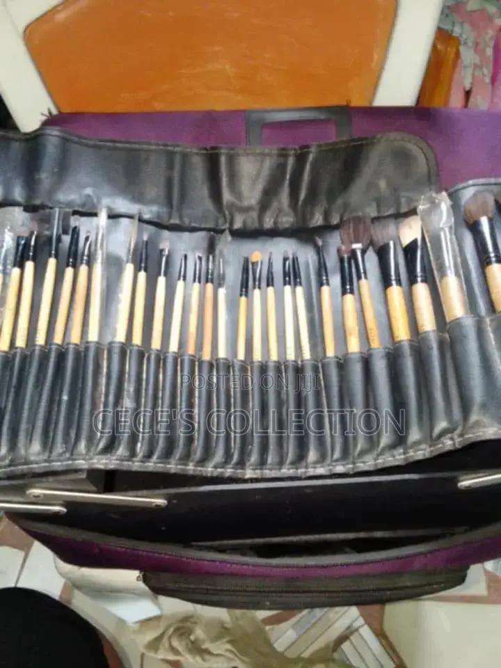 Make-Up Box