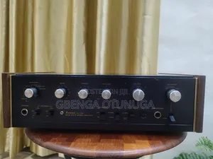 Vintage 1970s Sansui AU-505 Solid State Stereo Amplifier