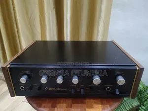 Vintage 1970s Sansui AU-505 Solid State Stereo Amplifier