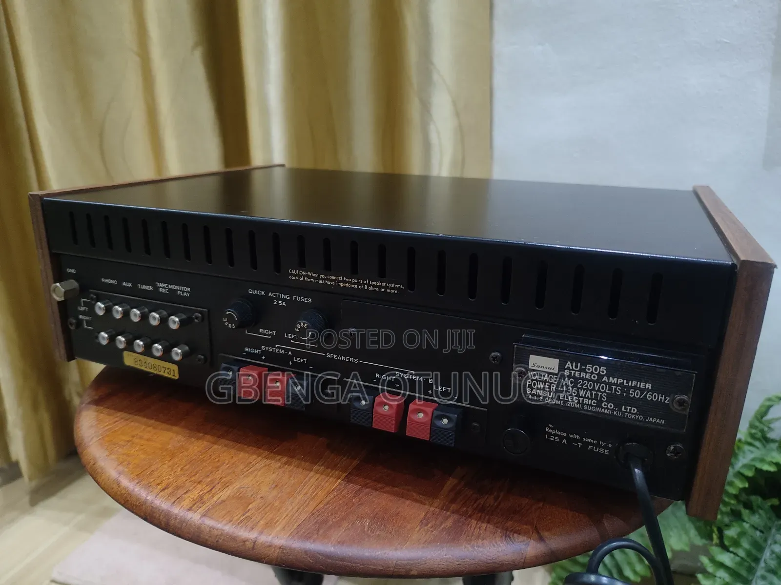 Vintage 1970s Sansui AU-505 Solid State Stereo Amplifier