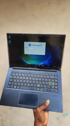 Laptop Asus Vivobook 14 8GB Intel Core i5 SSD 256GB