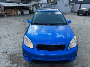 Toyota Matrix XR Hatchback FWD (1.8L 4cyl 4A) 2007 Blue