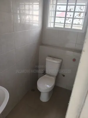 4bdrm Townhouse / Terrace in Sabon Lugbe for rent