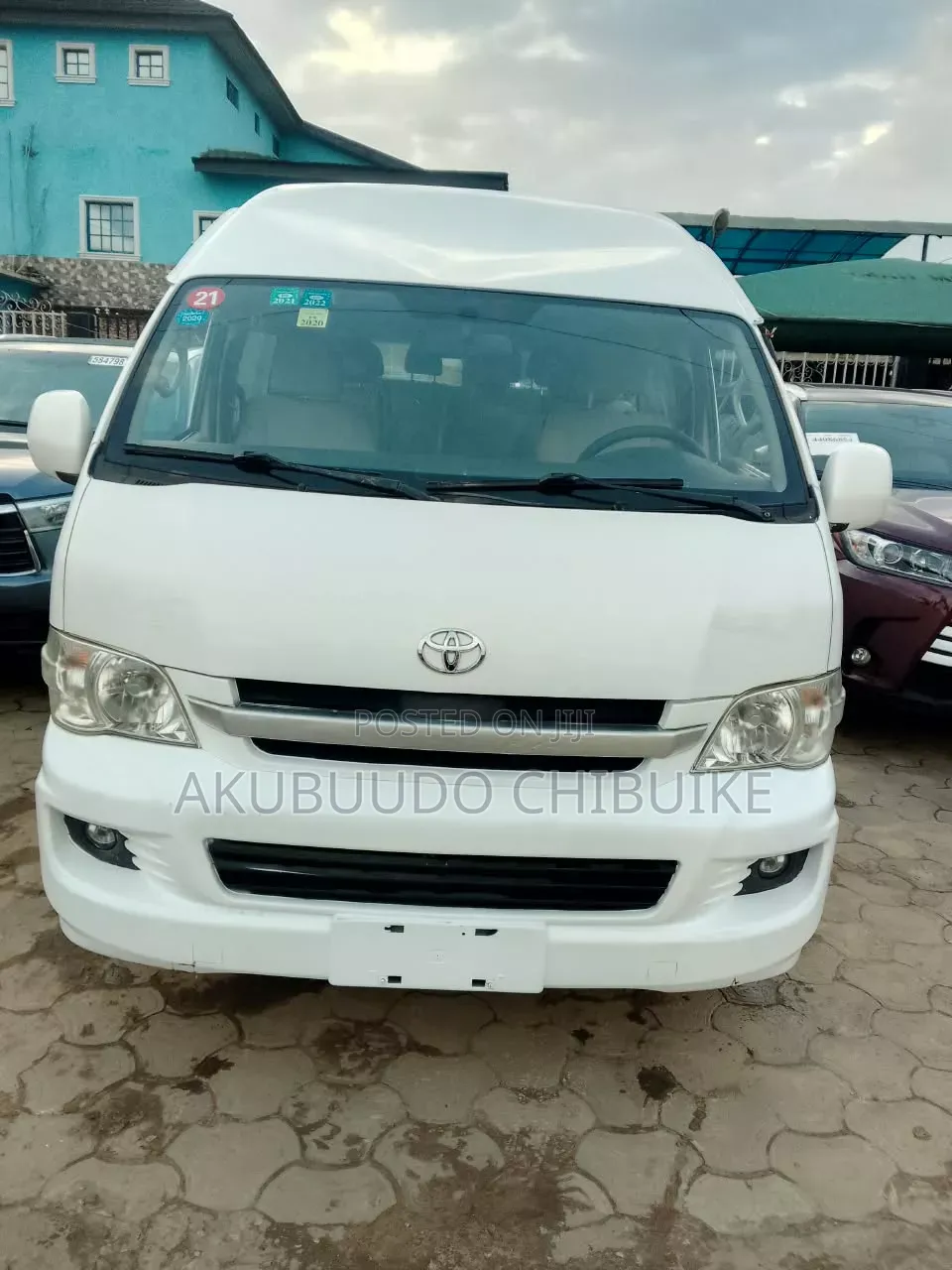 Toyota HiAce 2014 White