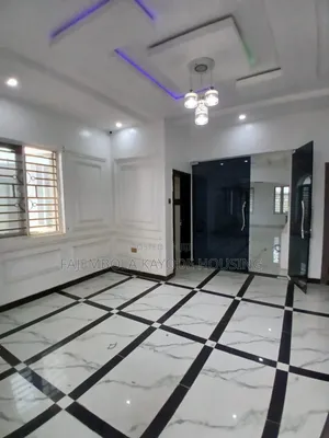 4bdrm Duplex in Akala Express for rent
