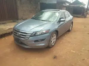 Honda Accord Crosstour 2011 Blue