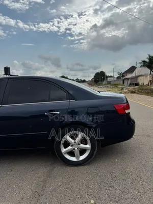 Hyundai Sonata 2010 Black