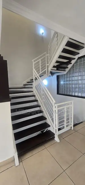 4bdrm Townhouse / Terrace in Banana Island for rent