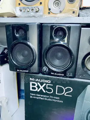 M-Audio Studiophile AV 30 Studio Monitor Speakers (Pair) – Used
