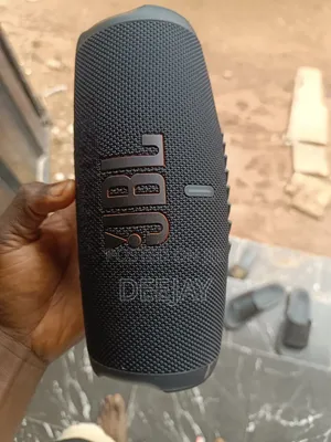 JBL Charge 5