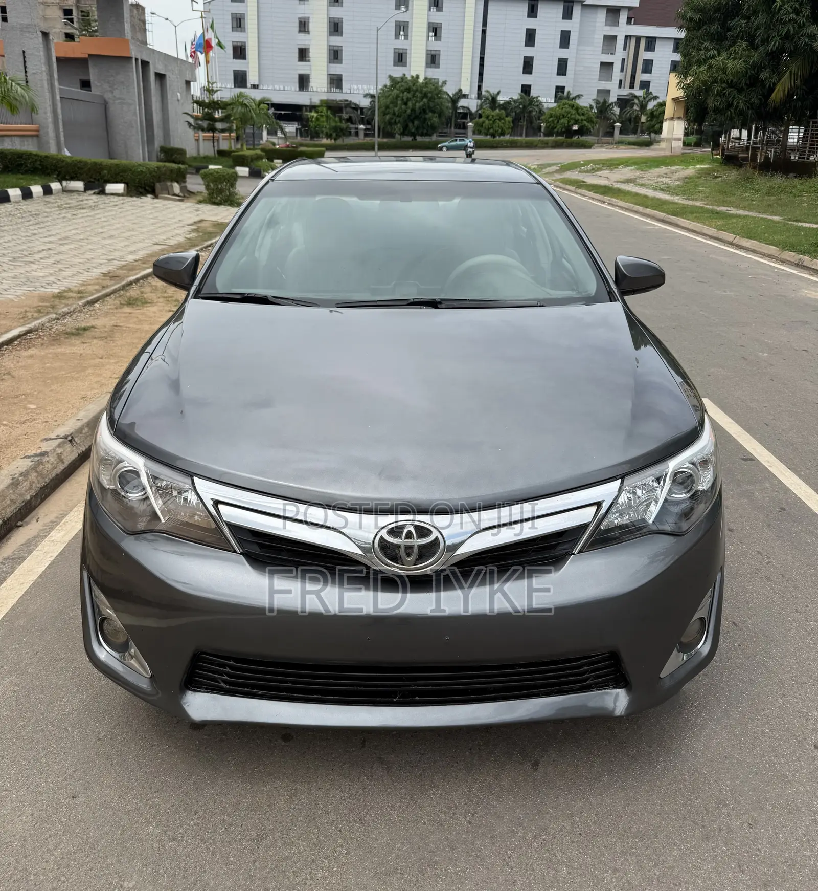 Toyota Camry 2014 Gray