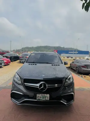 Mercedes-Benz M Class ML350 4MATIC 4dr SUV AWD (3.5L 6cyl 7A) 2015 Gray