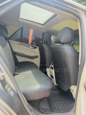 Mercedes-Benz M Class ML350 4MATIC 4dr SUV AWD (3.5L 6cyl 7A) 2015 Gray