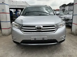 Toyota Highlander Limited 2012 Silver