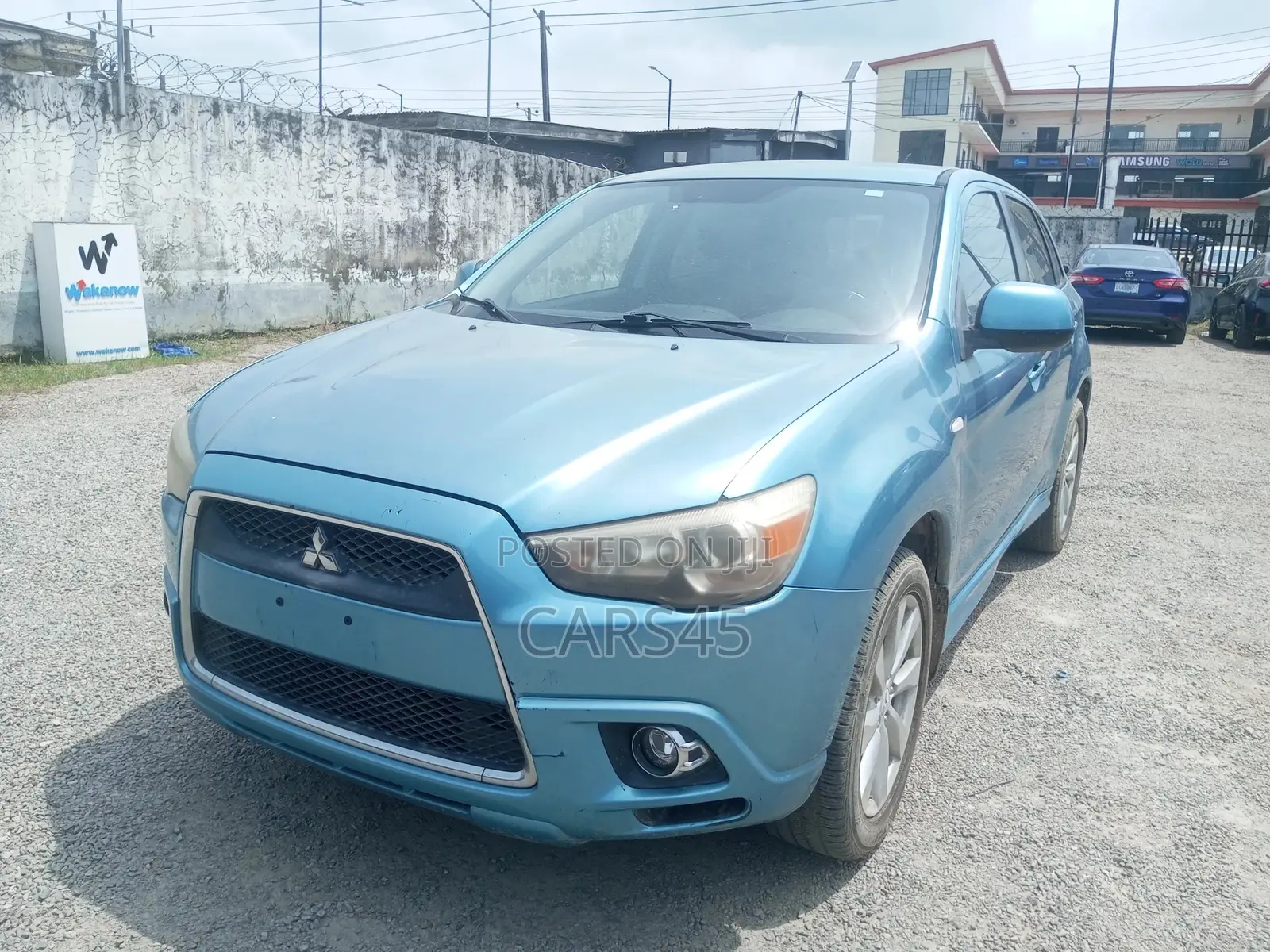 Mitsubishi Outlander 2012 Blue