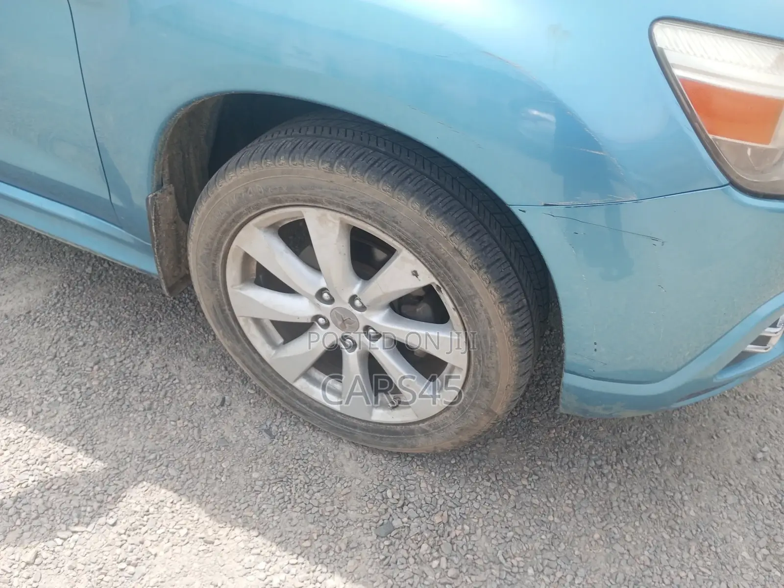 Mitsubishi Outlander 2012 Blue