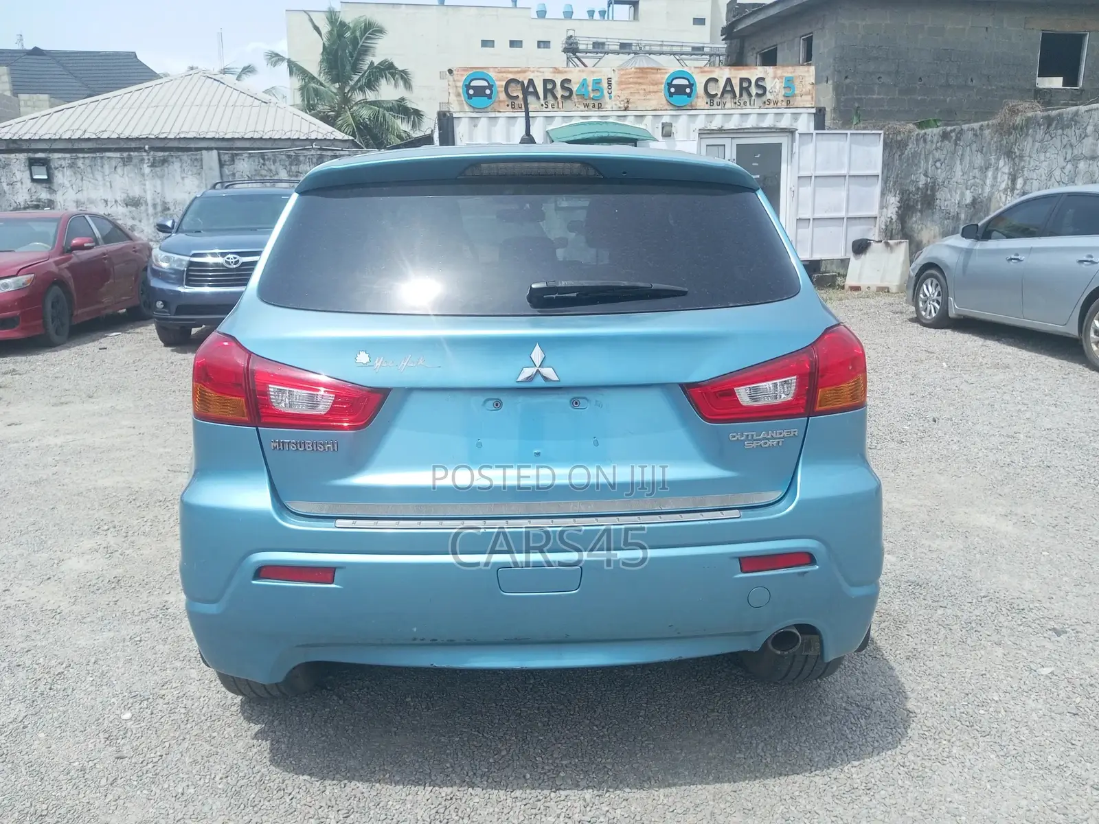 Mitsubishi Outlander 2012 Blue