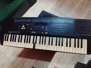 Roland G16 Piano