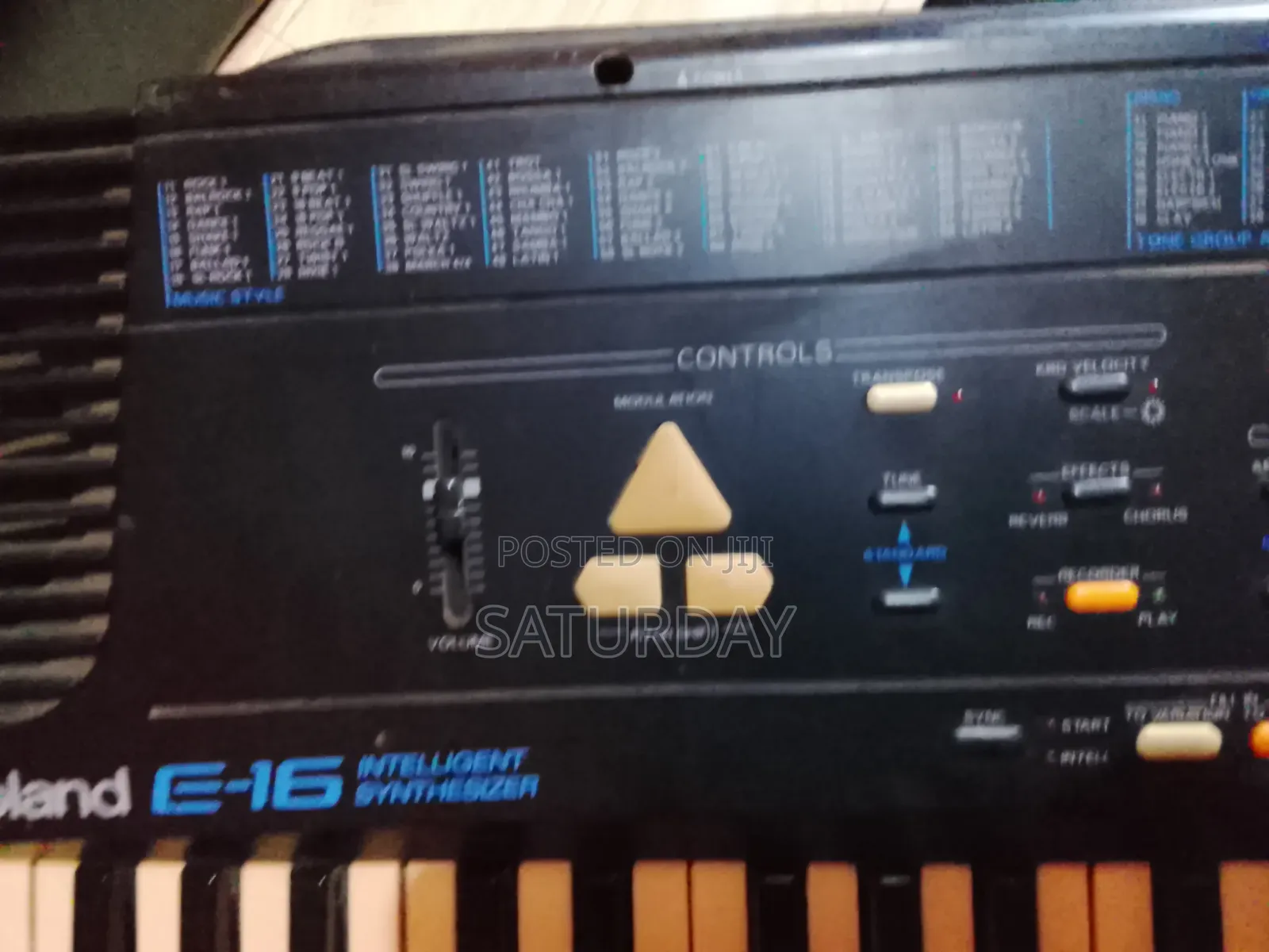 Roland G16 Piano