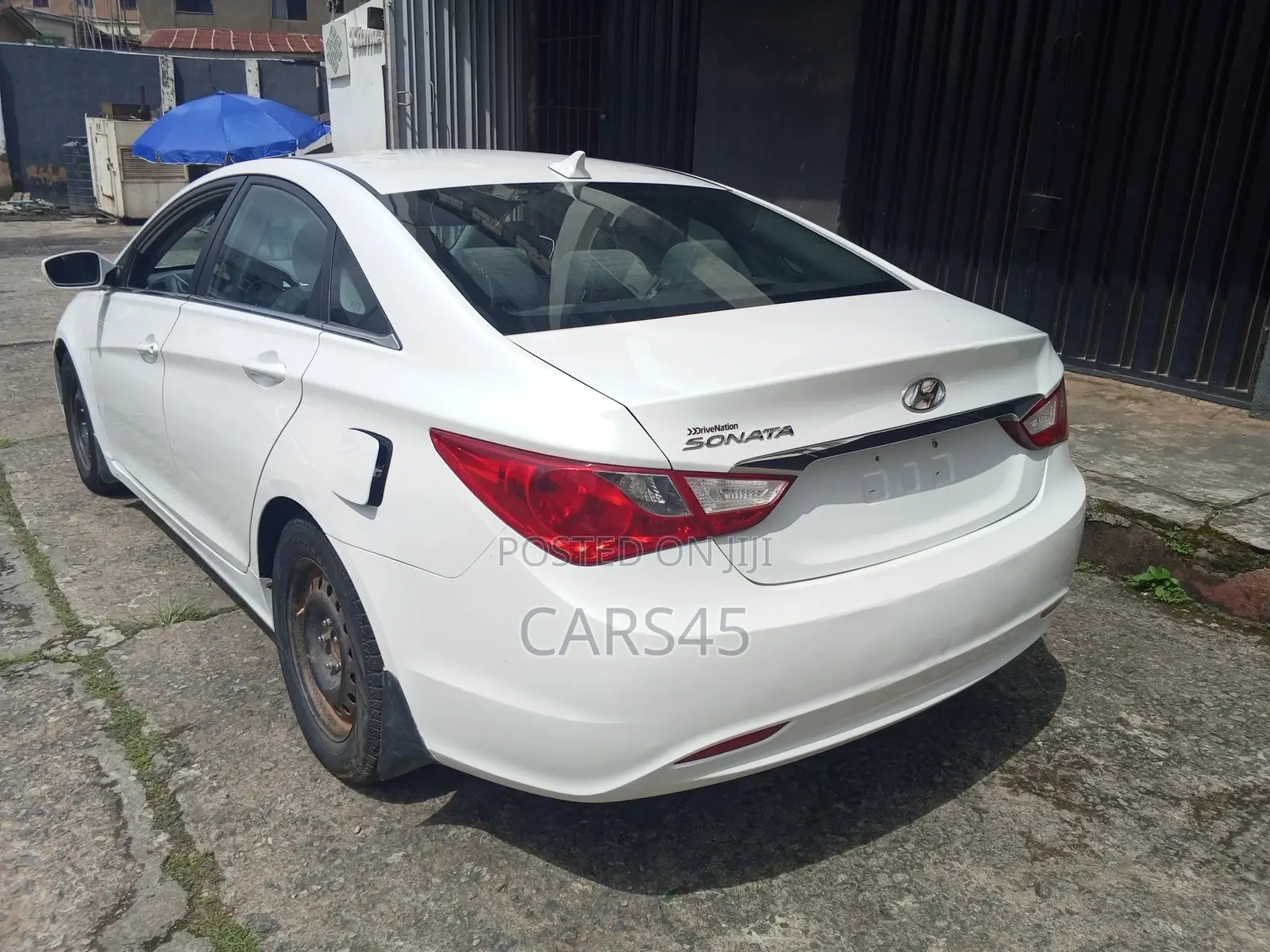 Hyundai Sonata 2011 White