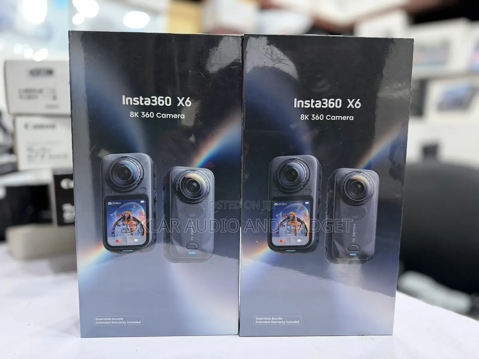 Insta360 X6 8k 360 Camera Essential Bundle