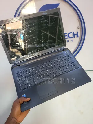 Laptop Toshiba C50 4GB Intel Pentium HDD 250GB